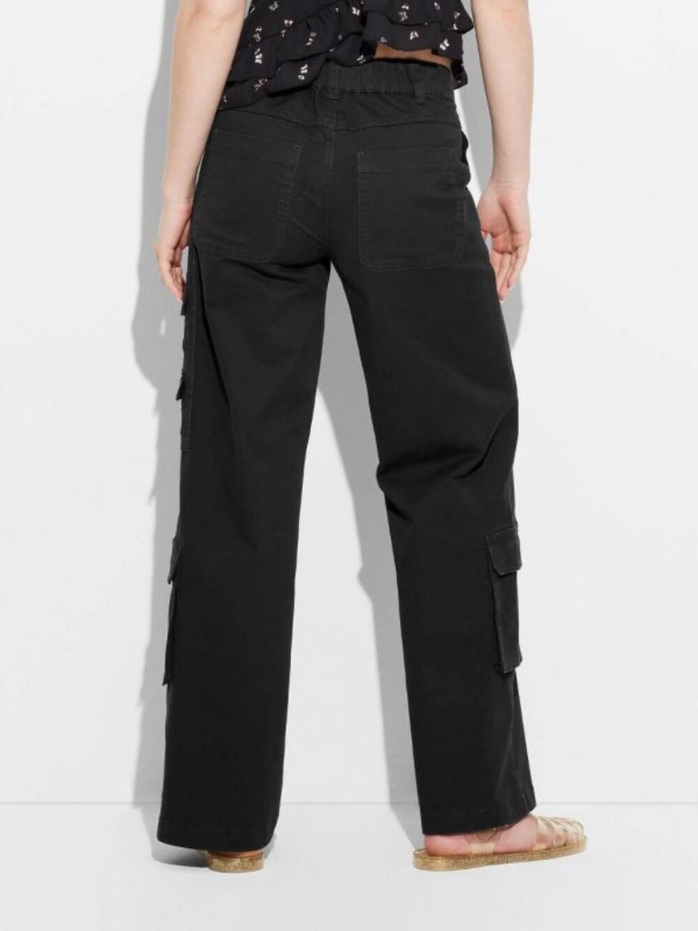 🌟Free With Purchase🌟 Target Wild Fable Mid-Rise Cargo Pants in Black, Size XXS - Picture 4 of 8